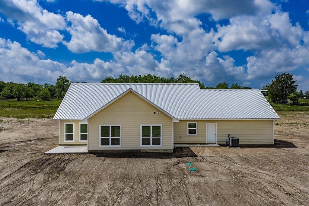 2 acres in Fayette County - photo 12