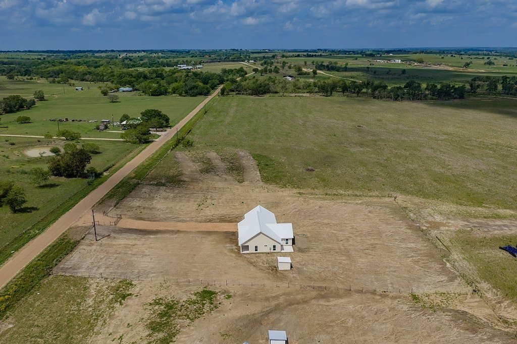 2 acres in Fayette County - photo 17