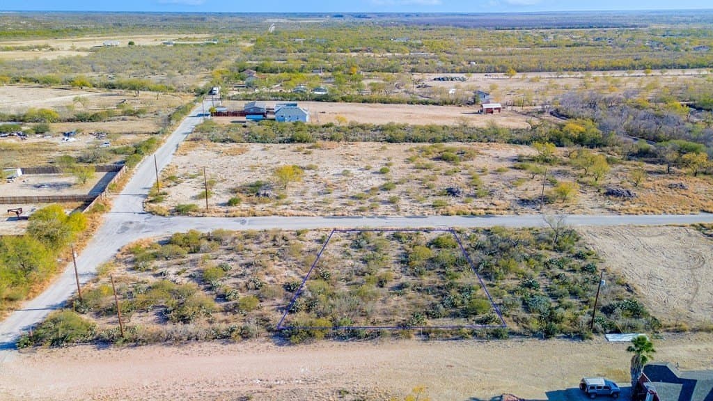 0.24 acres in Maverick County - photo 17