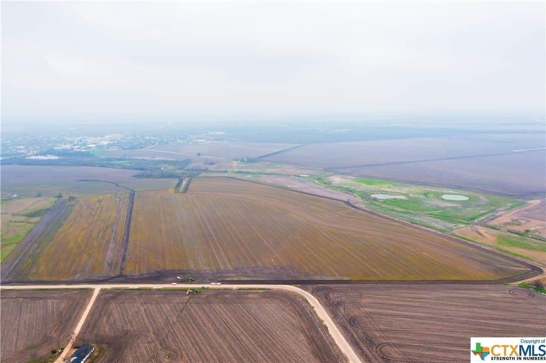 187.13 acres in Williamson County gallery image 2