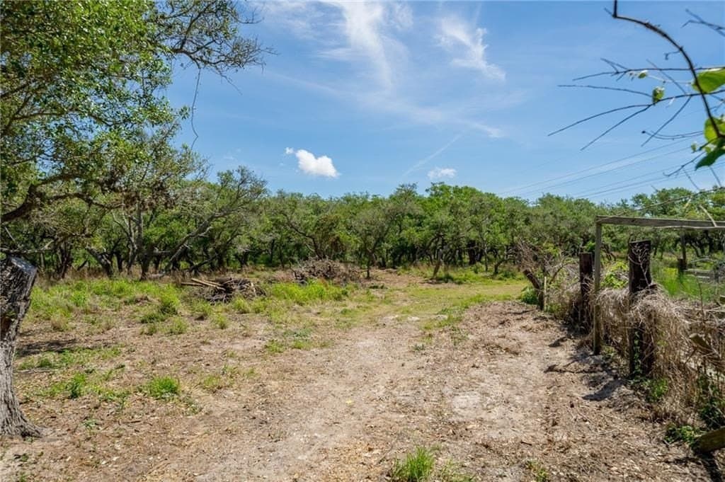 3.7 acres in Texas County featured view
