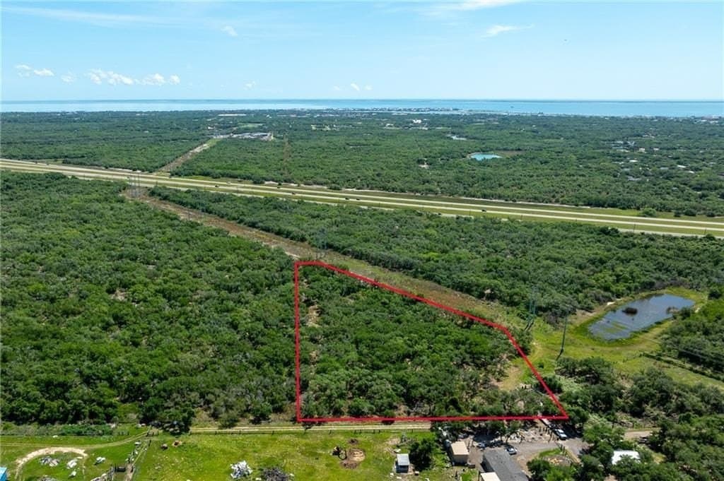 3.7 acres in Texas County gallery image 3