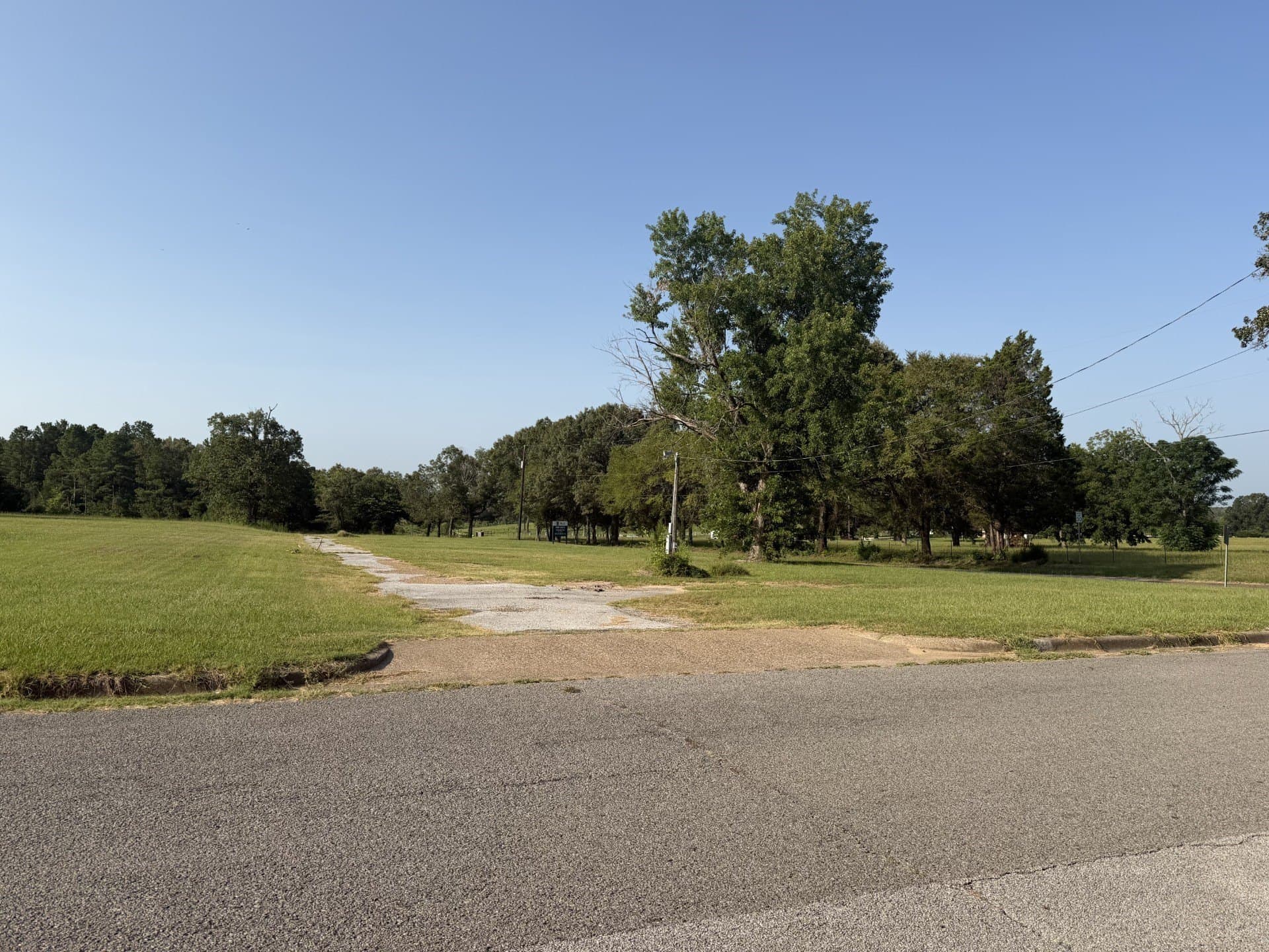 3.93 acres in Henderson County - photo 4