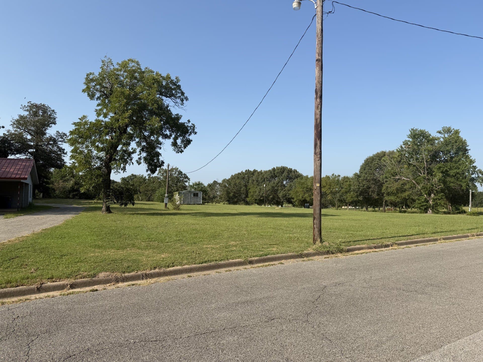 3.93 acres in Henderson County - photo 3