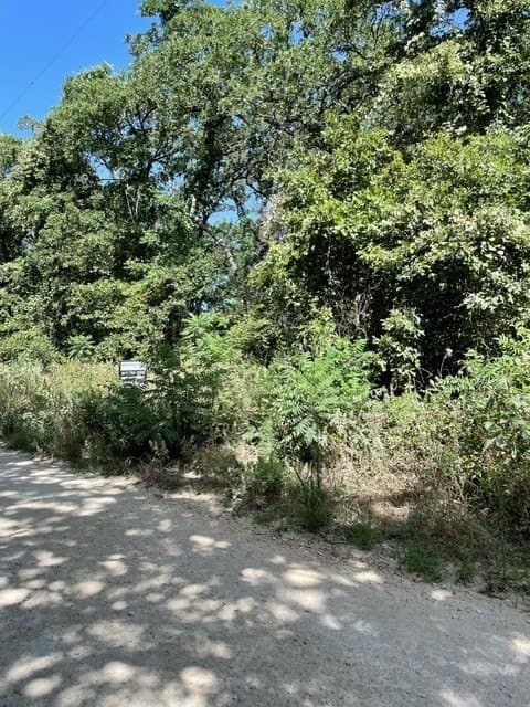 8.5 acres in Hill County gallery image 2