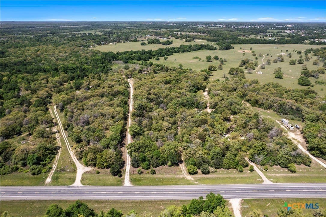 4.58 acres in Milam County - photo 8