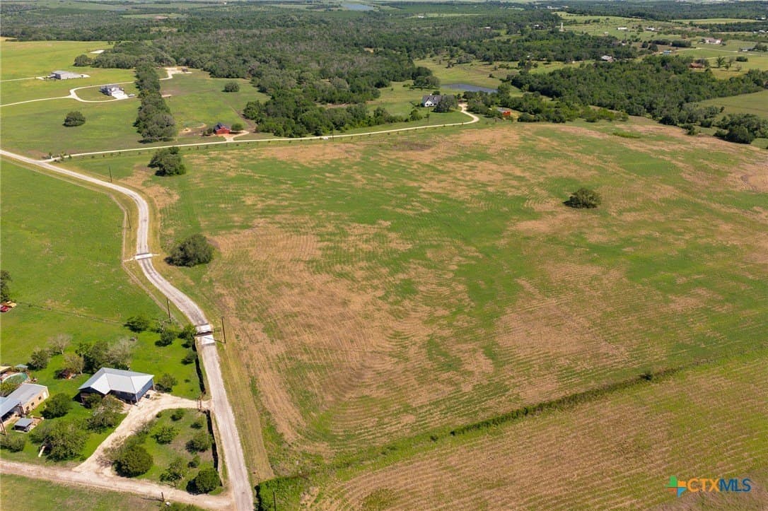 35 acres in Guadalupe County - photo 8