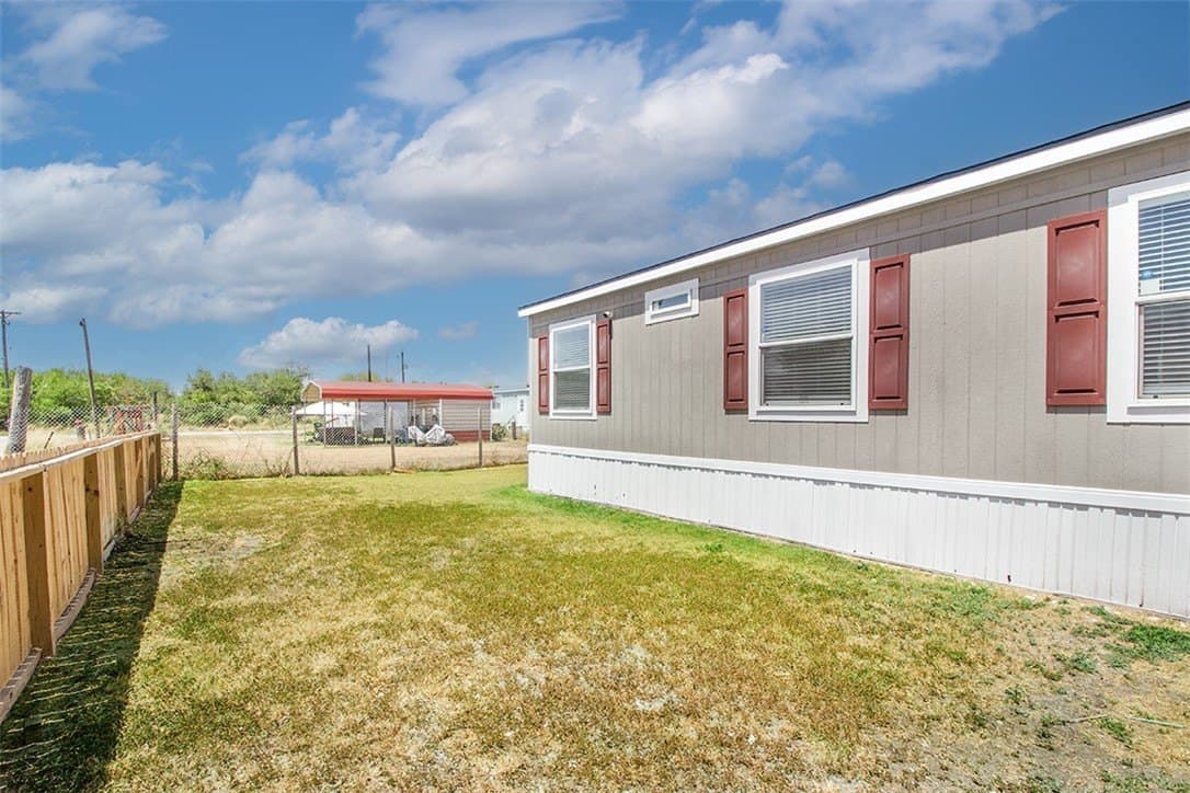 0.15 acres in San Patricio County - photo 27