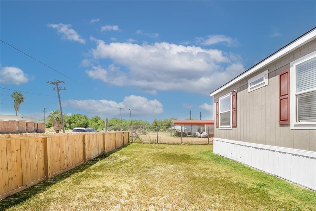 0.15 acres in San Patricio County - photo 28
