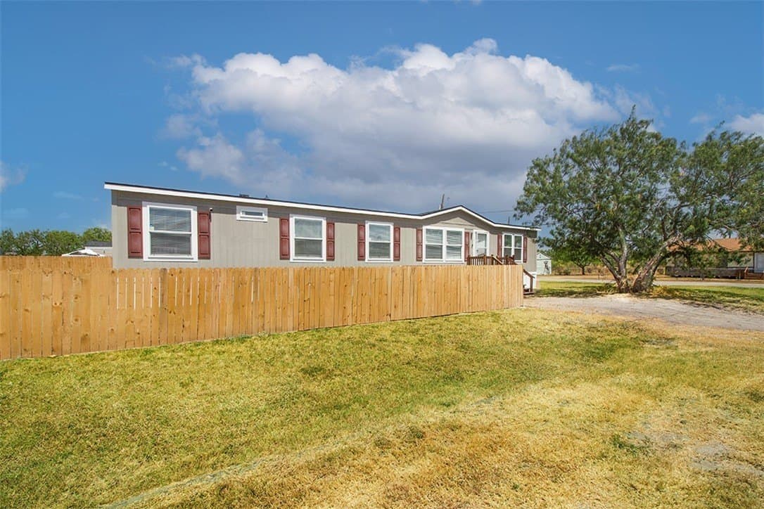 0.15 acres in San Patricio County - photo 3