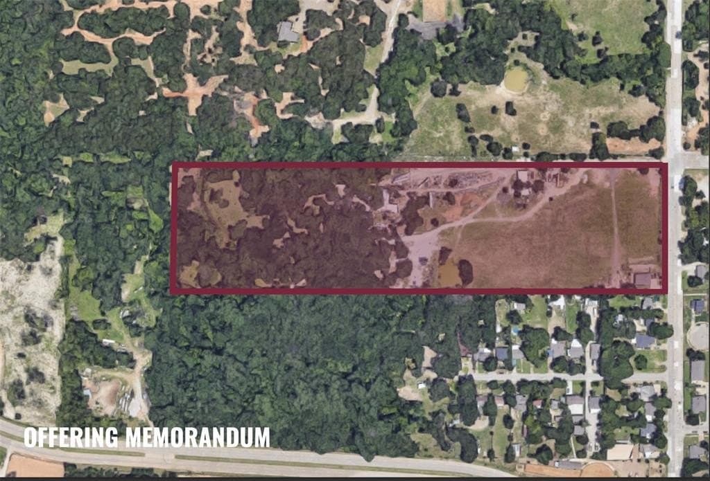 17 acres in Dallas County