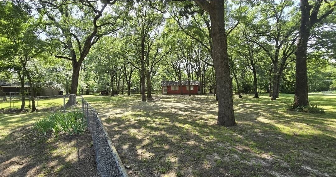 1.29 acres in Hunt County gallery image 4