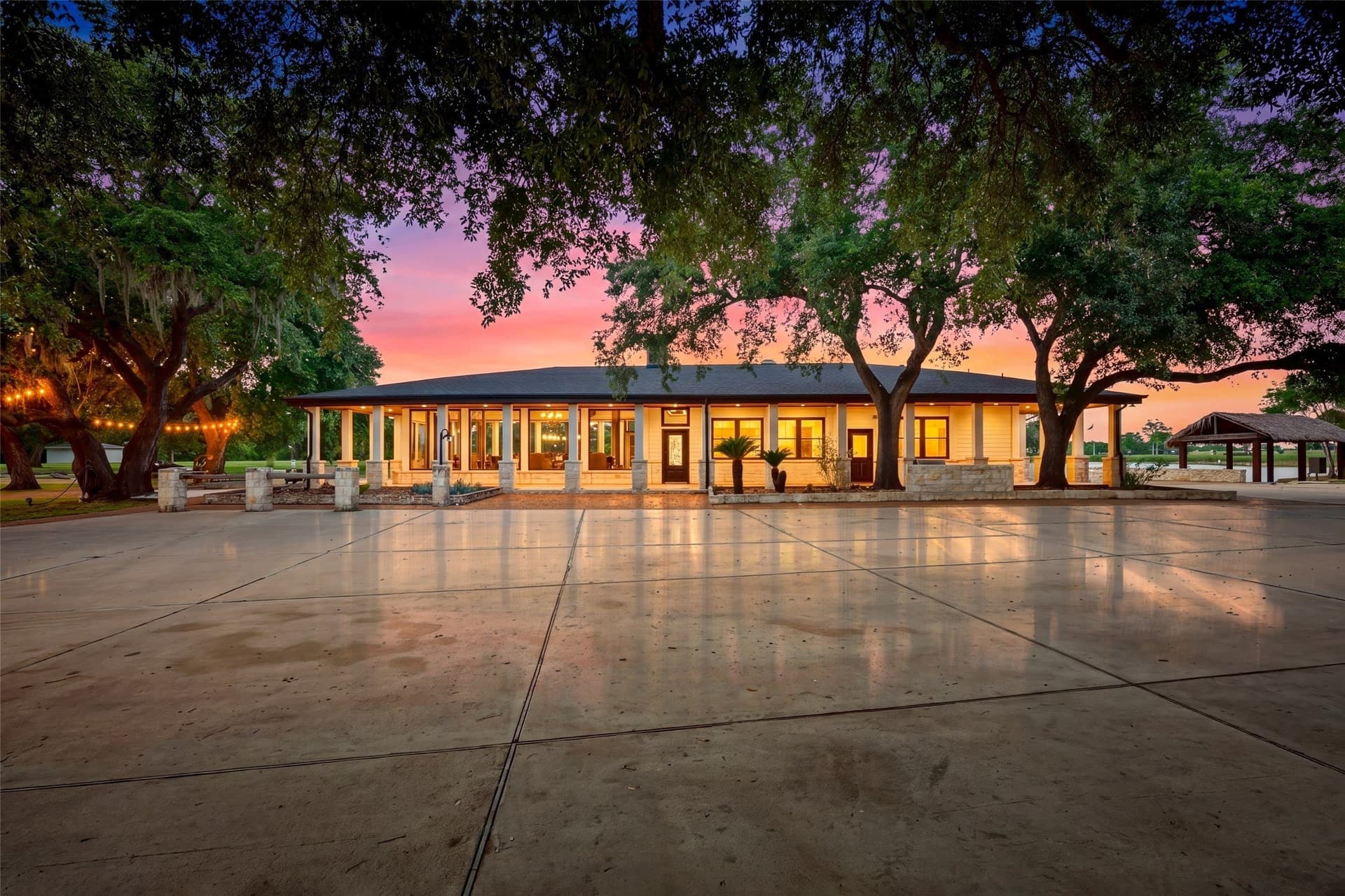198.7 acres in Austin County gallery image 2