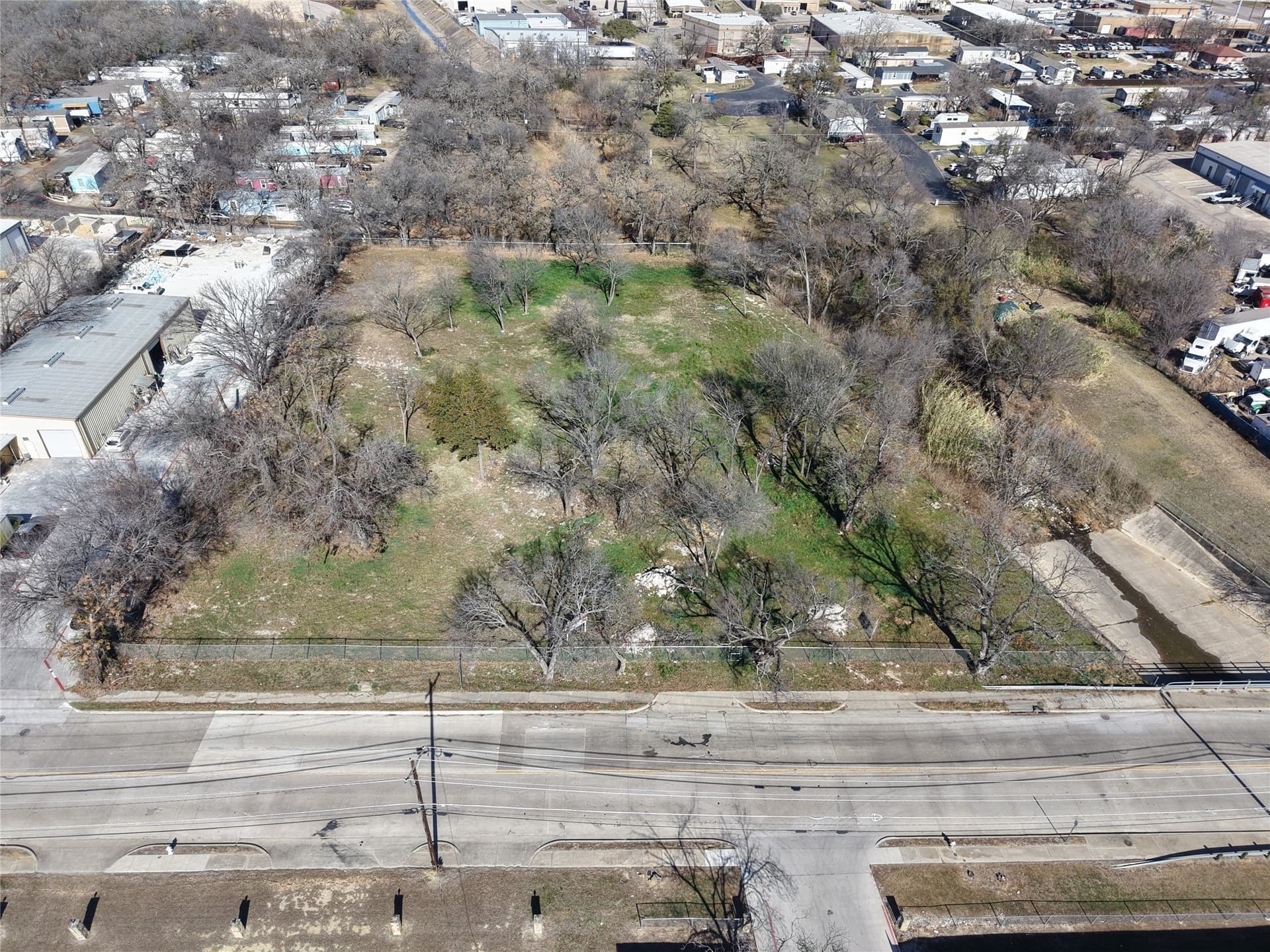 0.74 acres in Dallas County gallery image 2