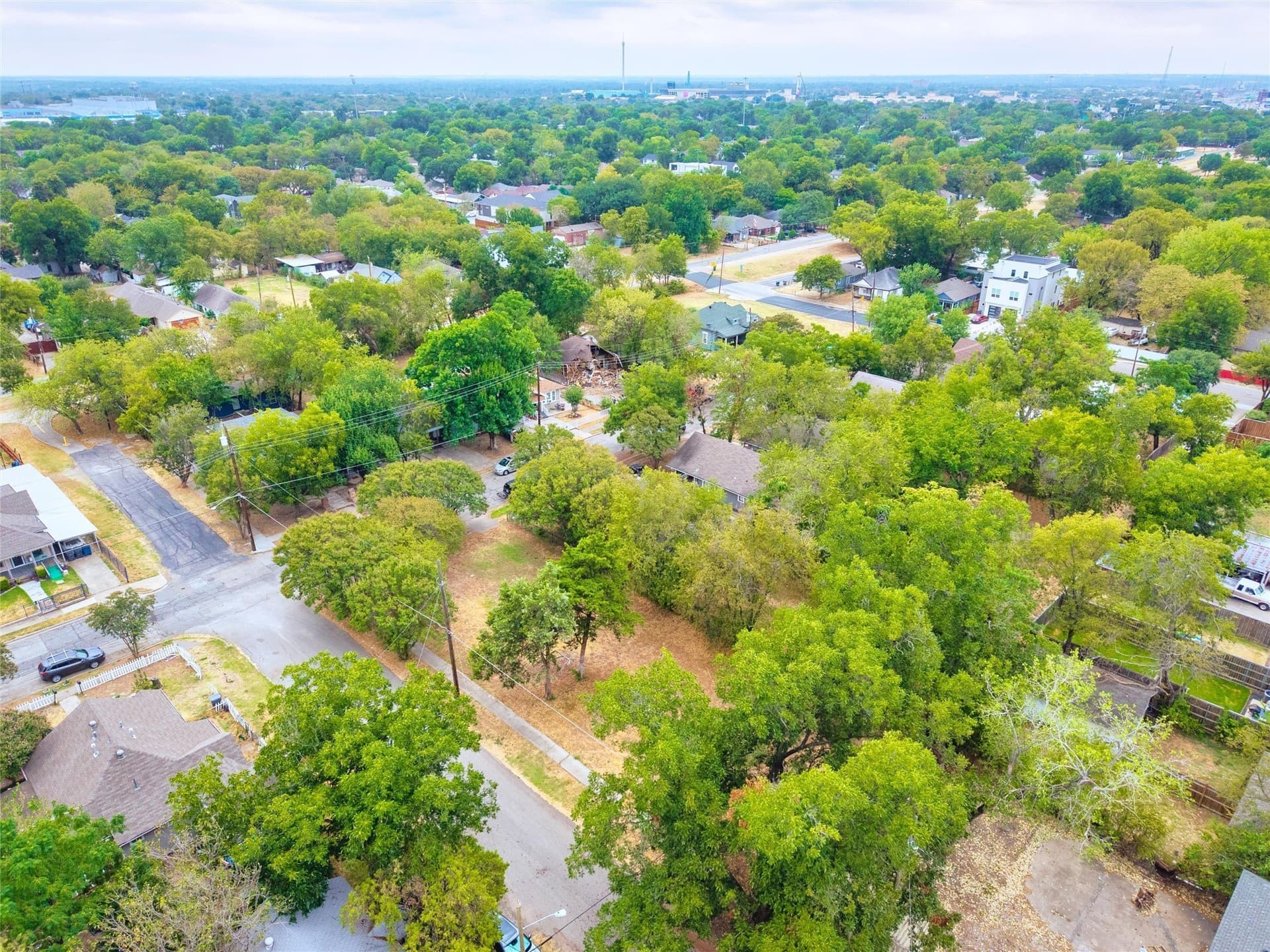 0.21 acres in Dallas County - photo 4