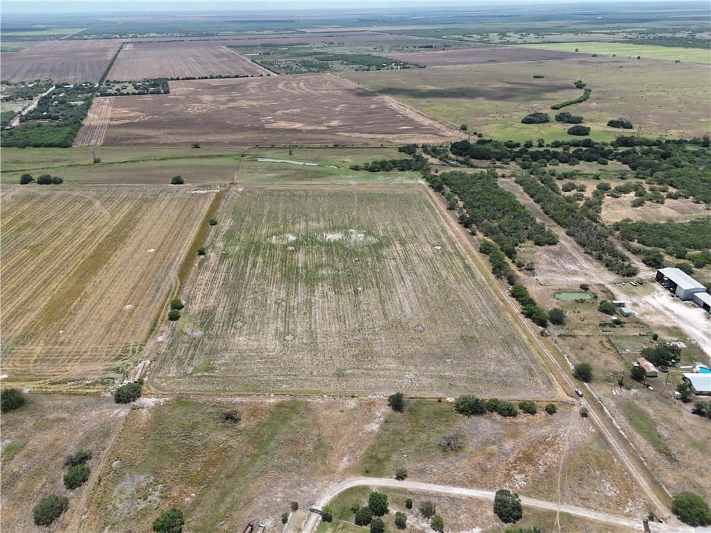 29.8 acres in Nueces County - photo 9