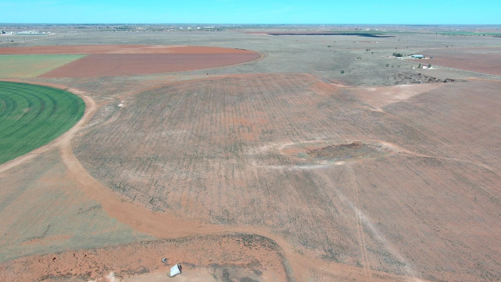 240 acres in Yoakum County gallery image 4