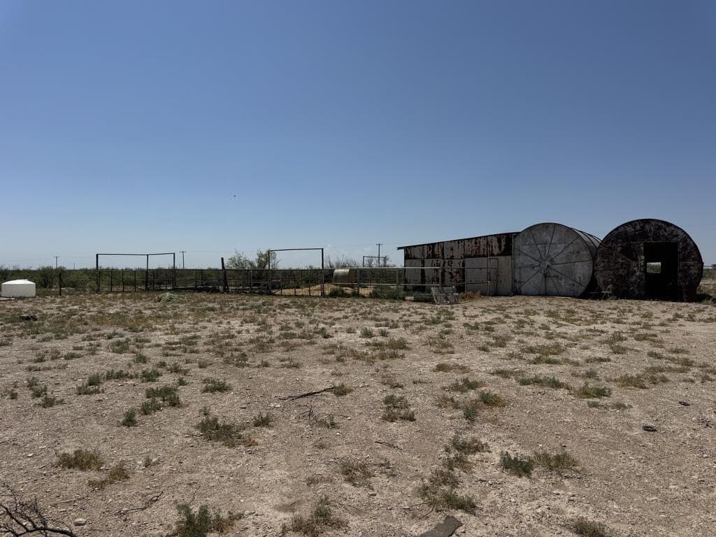 142.77 acres in Pecos County - photo 20