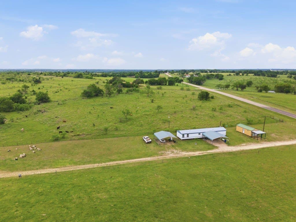 25 acres in Hill County - photo 7