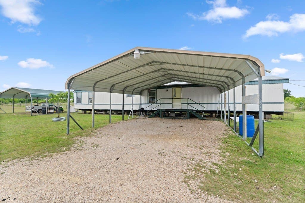 25 acres in Hill County - photo 10