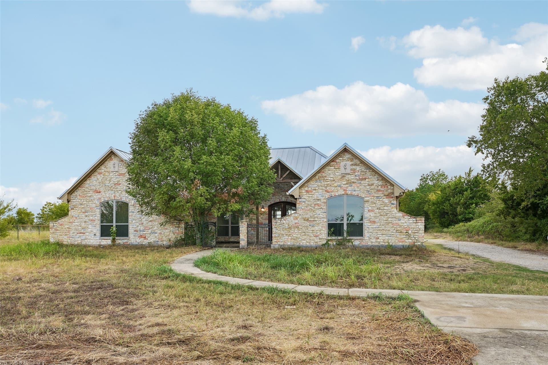 10 acres in Ellis County - photo 3