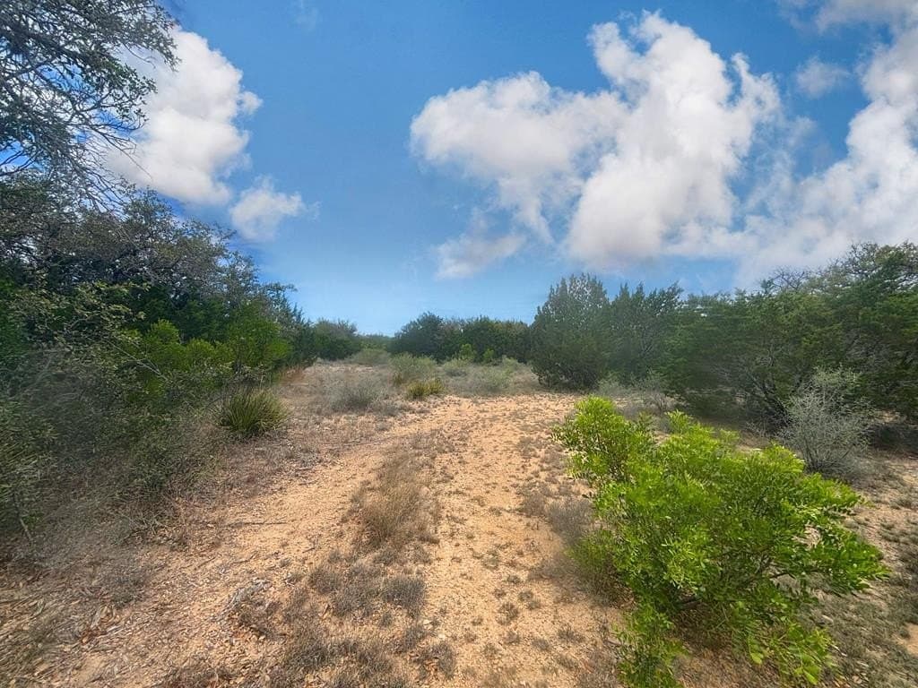 5.58 acres in Uvalde County - photo 28
