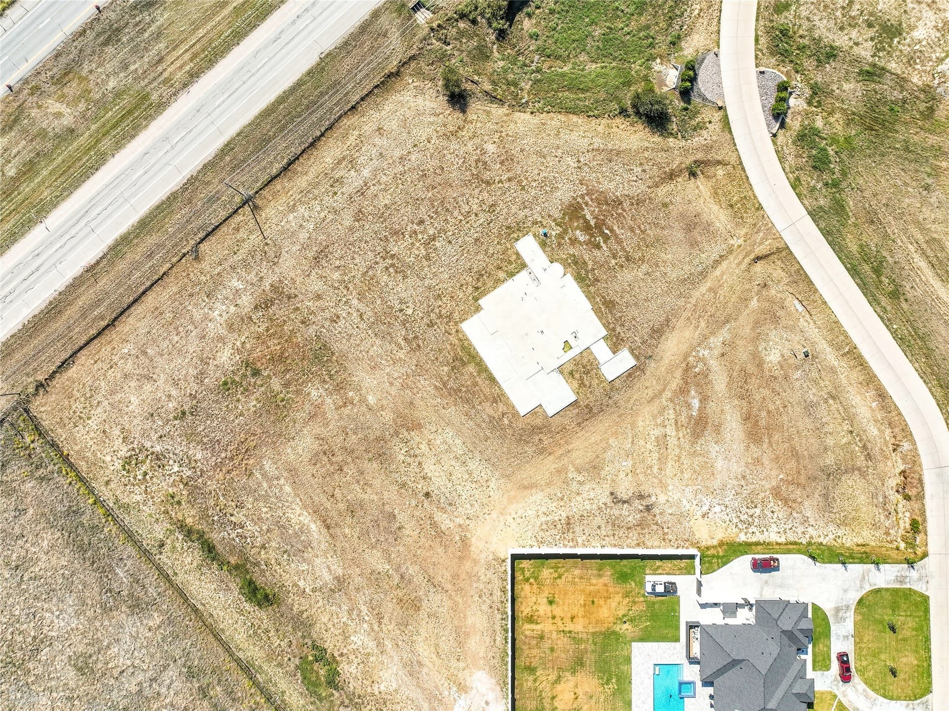 3.46 acres in Tarrant County - photo 4