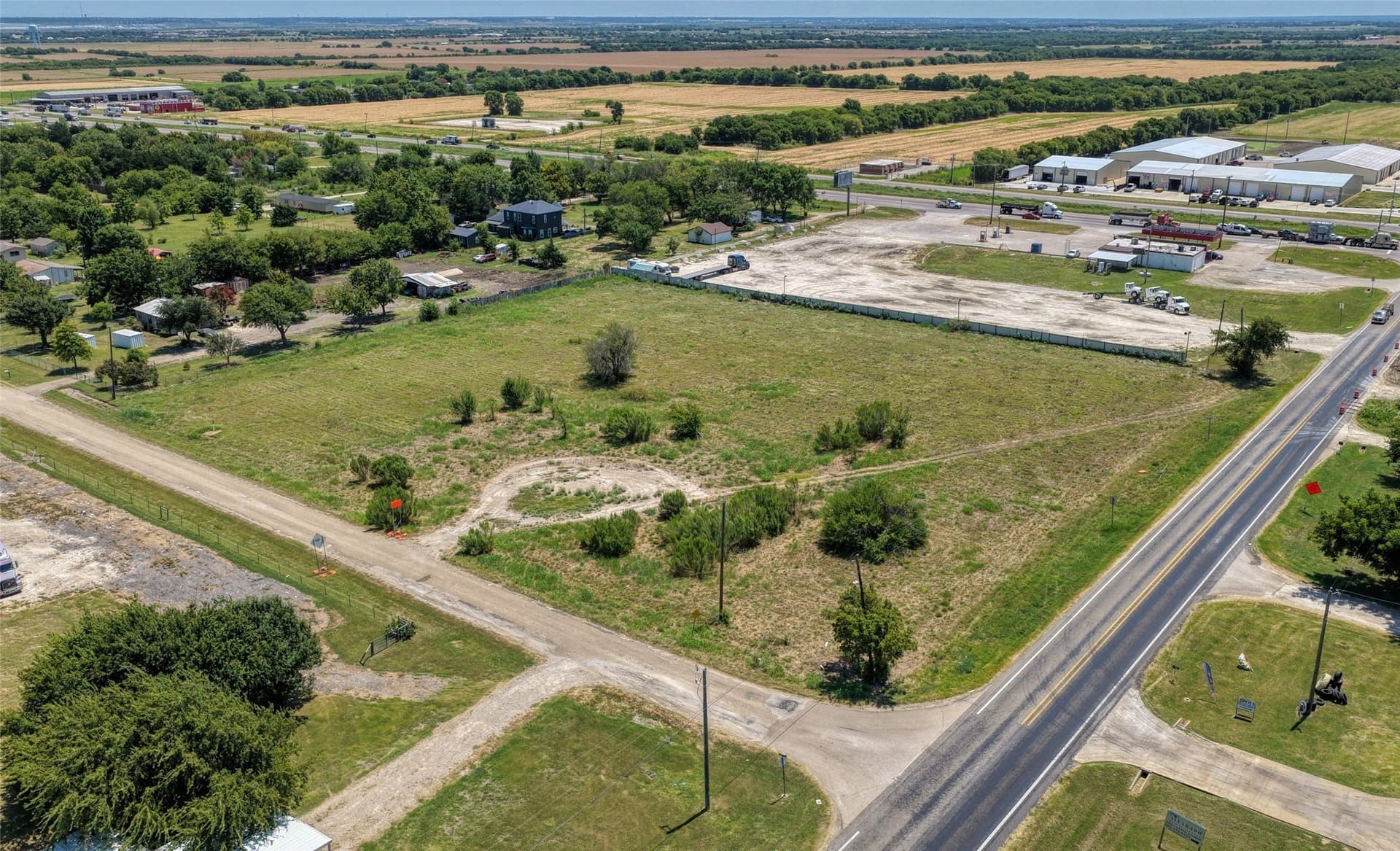 3.18 acres in Johnson County - photo 4