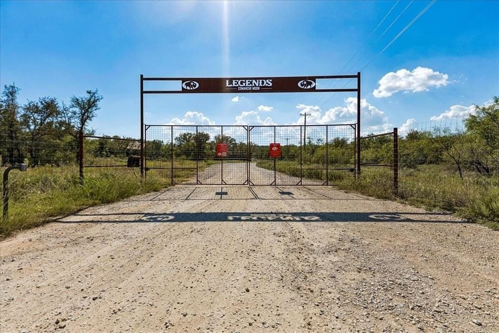 9.95 acres in Palo Pinto County