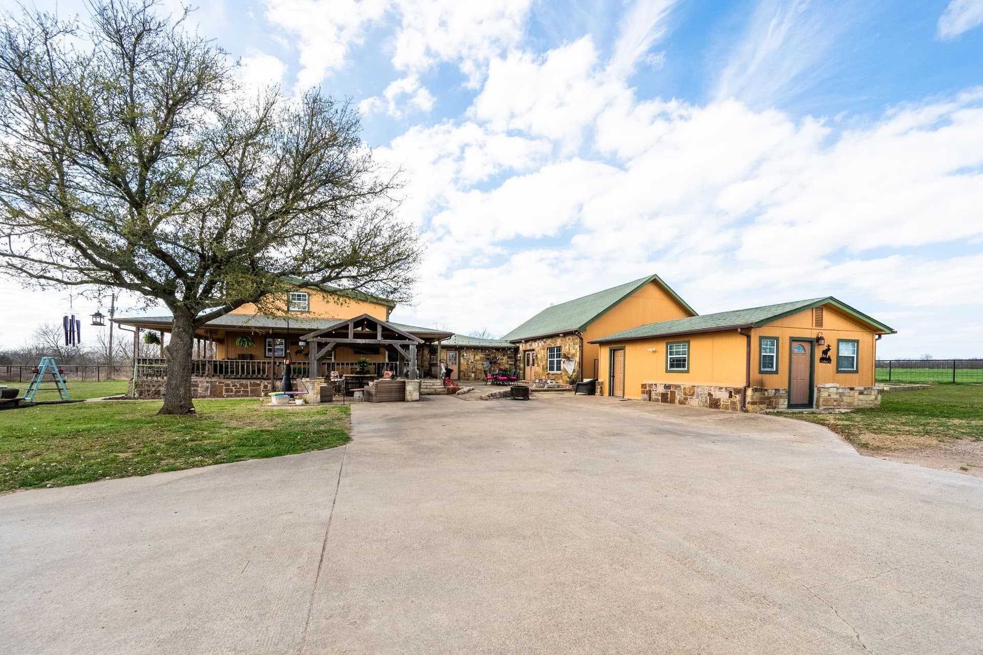 9.99 acres in Hunt County gallery image 2