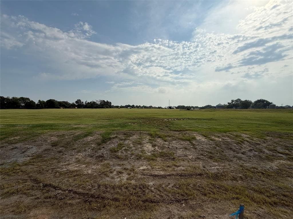 0.65 acres in McLennan County gallery image 3