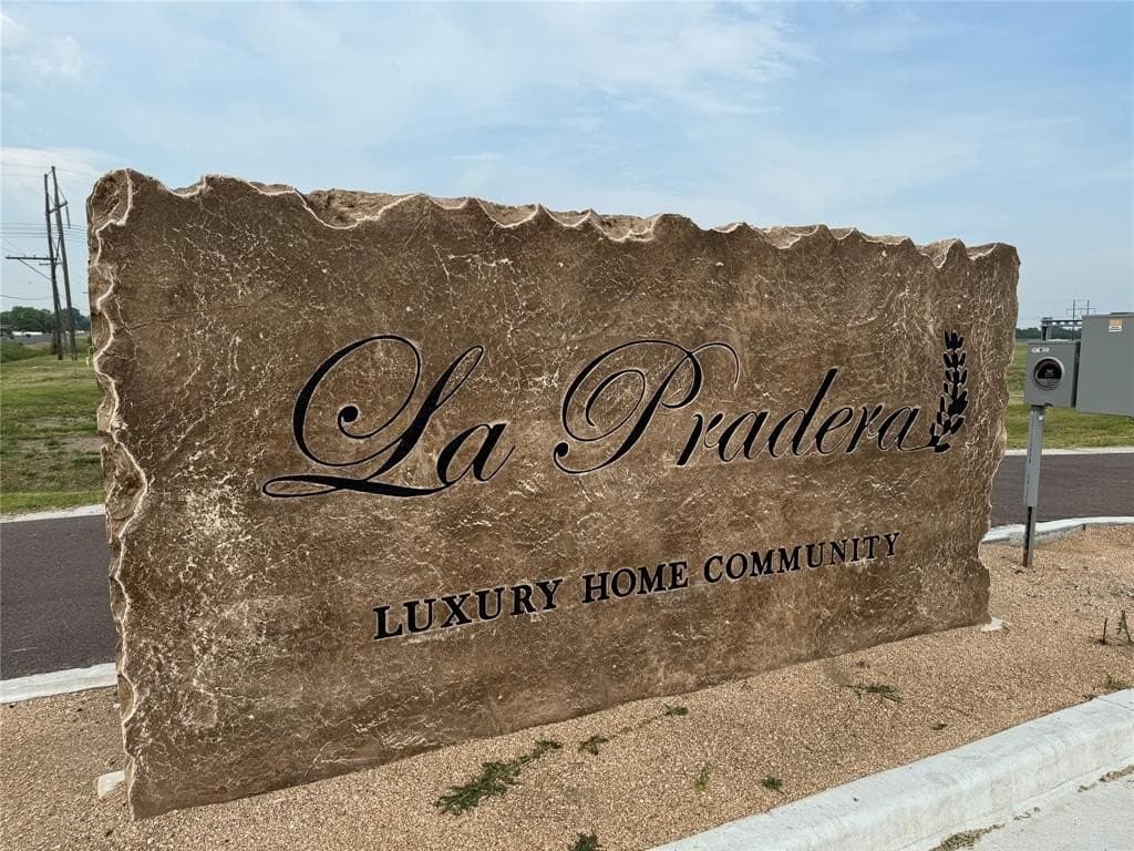 0.65 acres in McLennan County