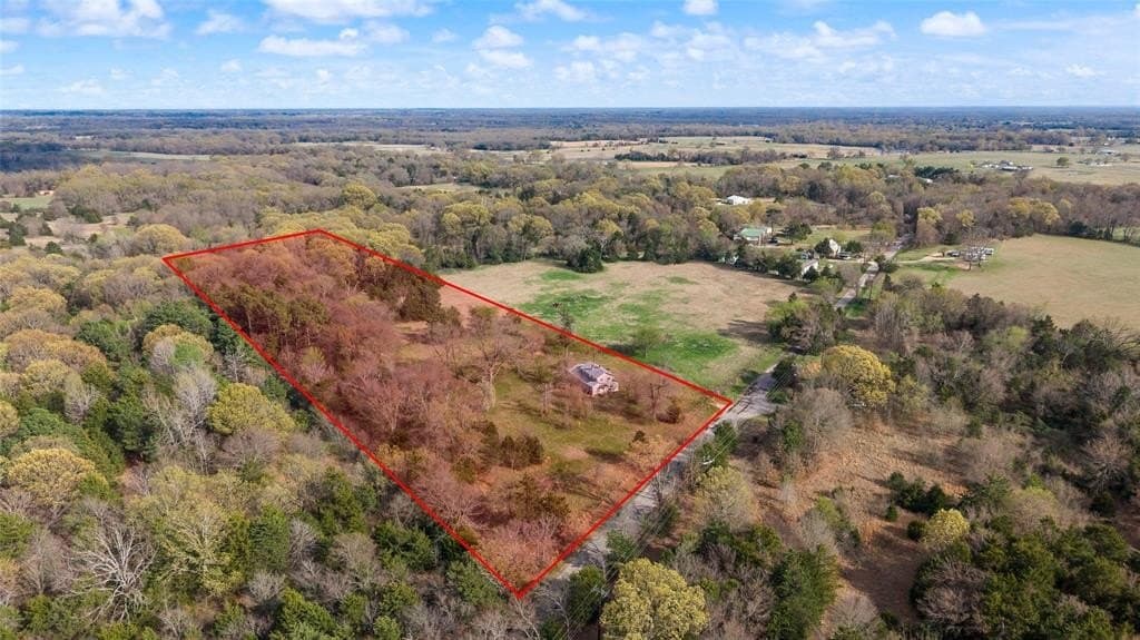2.92 acres in Hopkins County