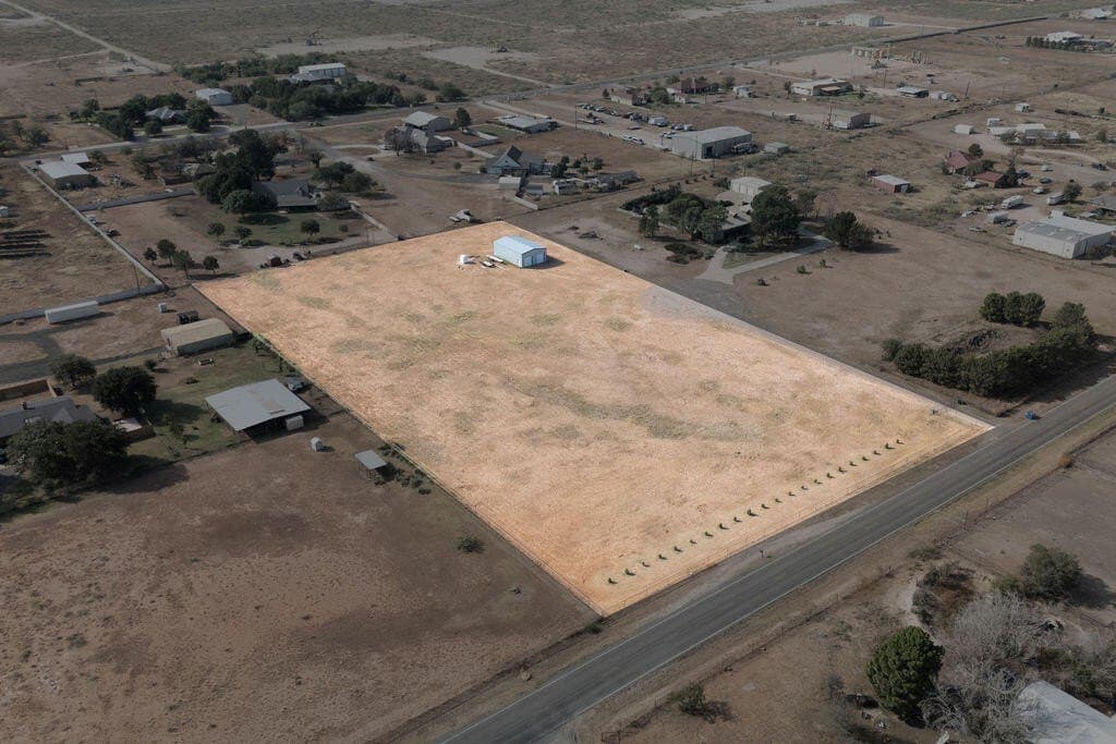 5 acres in Midland County - photo 3