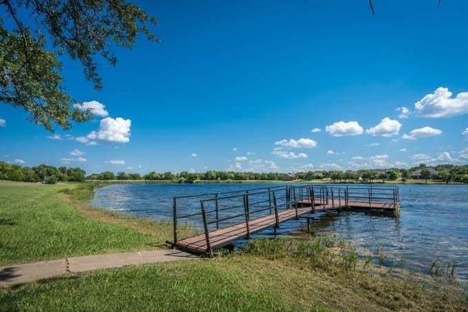 0.33 acres in Hill County gallery image 4