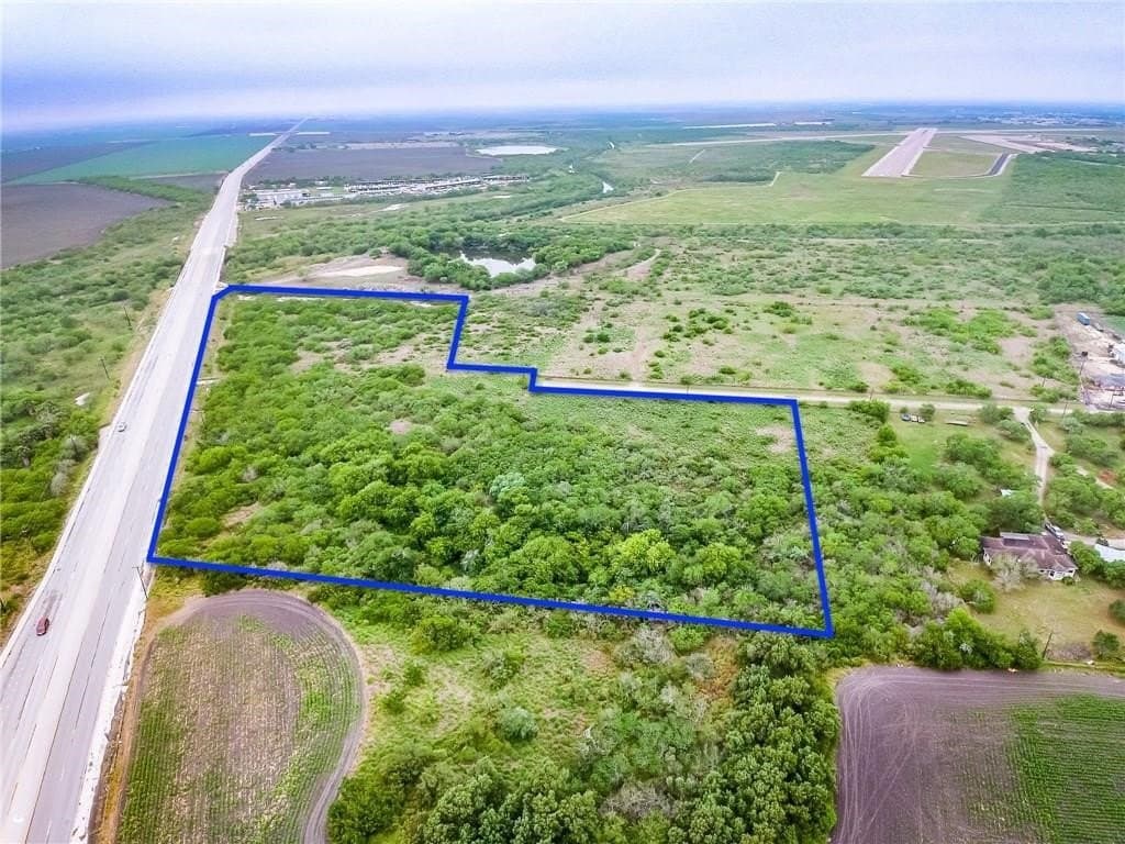 12 acres in Nueces County - photo 4
