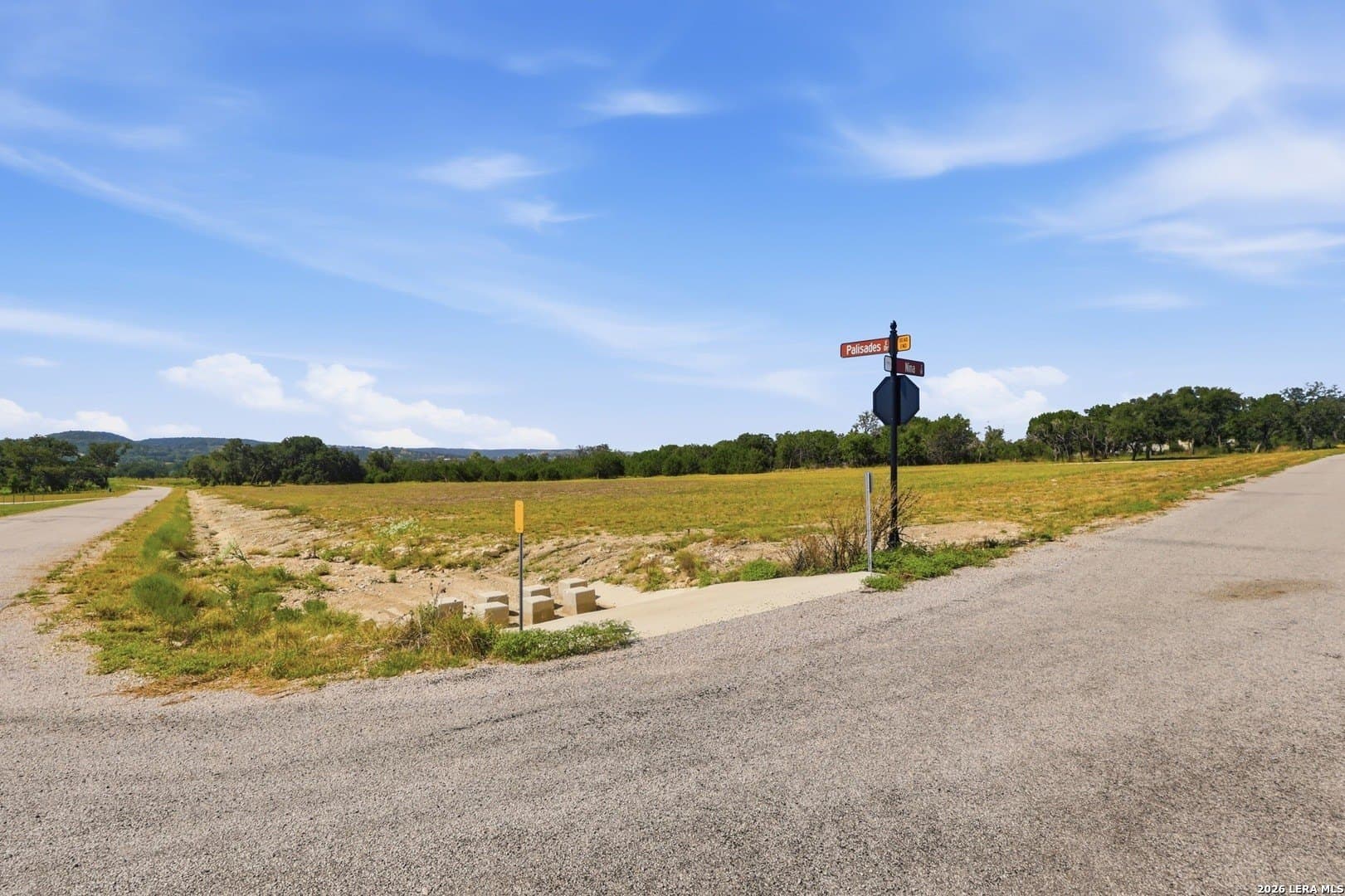 7.7 acres in Kerr County - photo 5