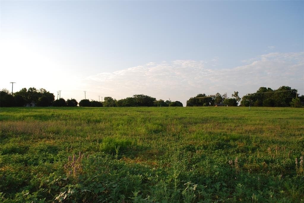 1.53 acres in Rockwall County