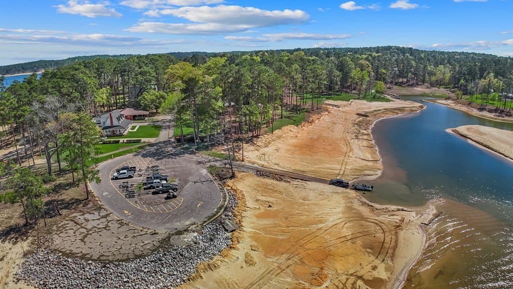 0.37 acres in Texas County - photo 9
