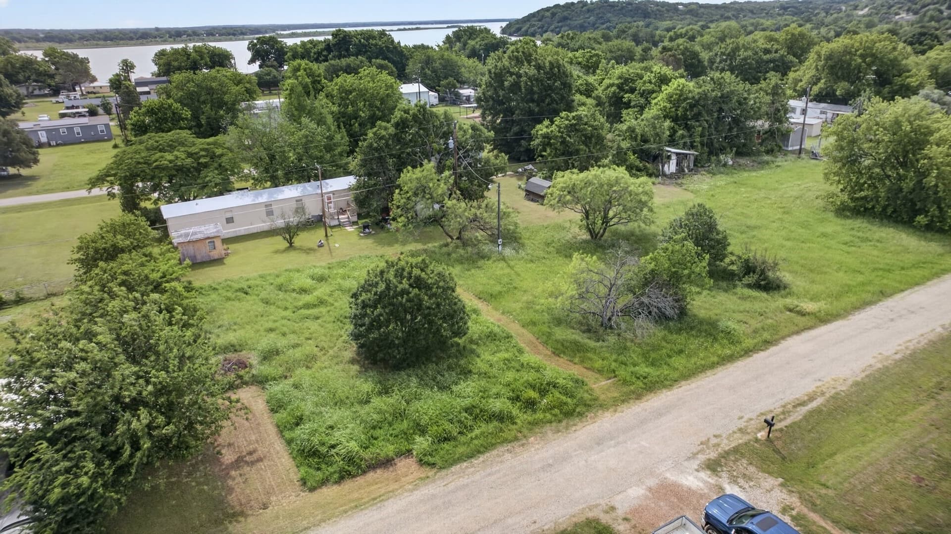 0.04 acres in Hood County - photo 15
