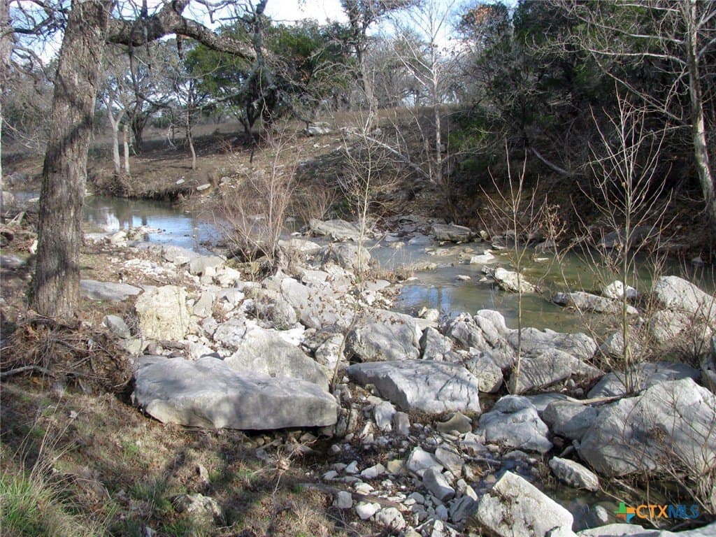 5.01 acres in Coryell County gallery image 3