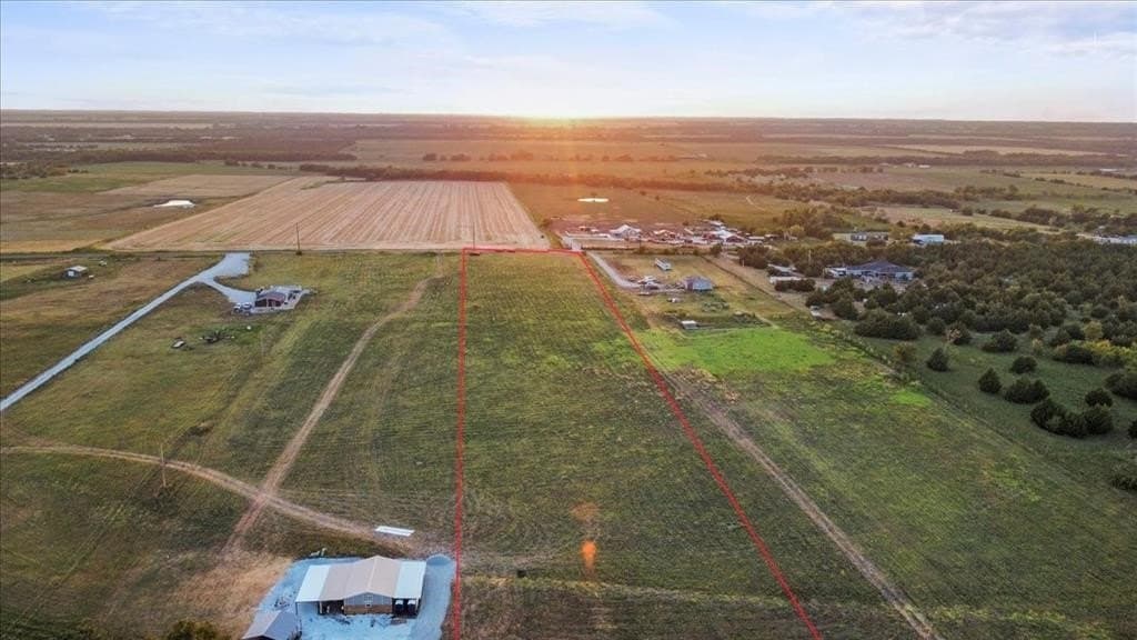 14.15 acres in Hunt County