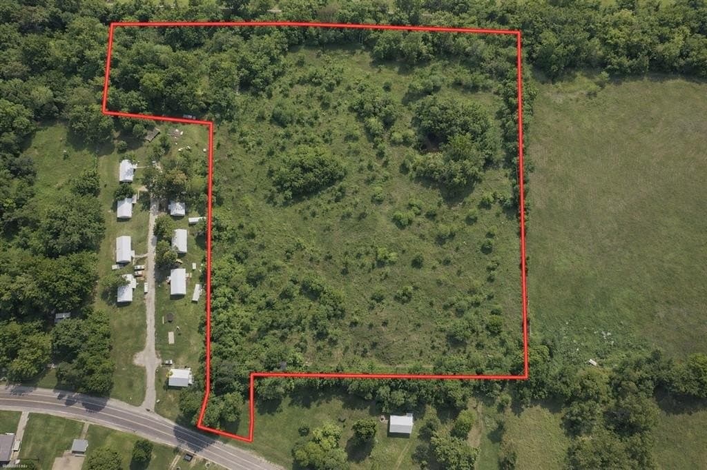 10.96 acres in Rains County