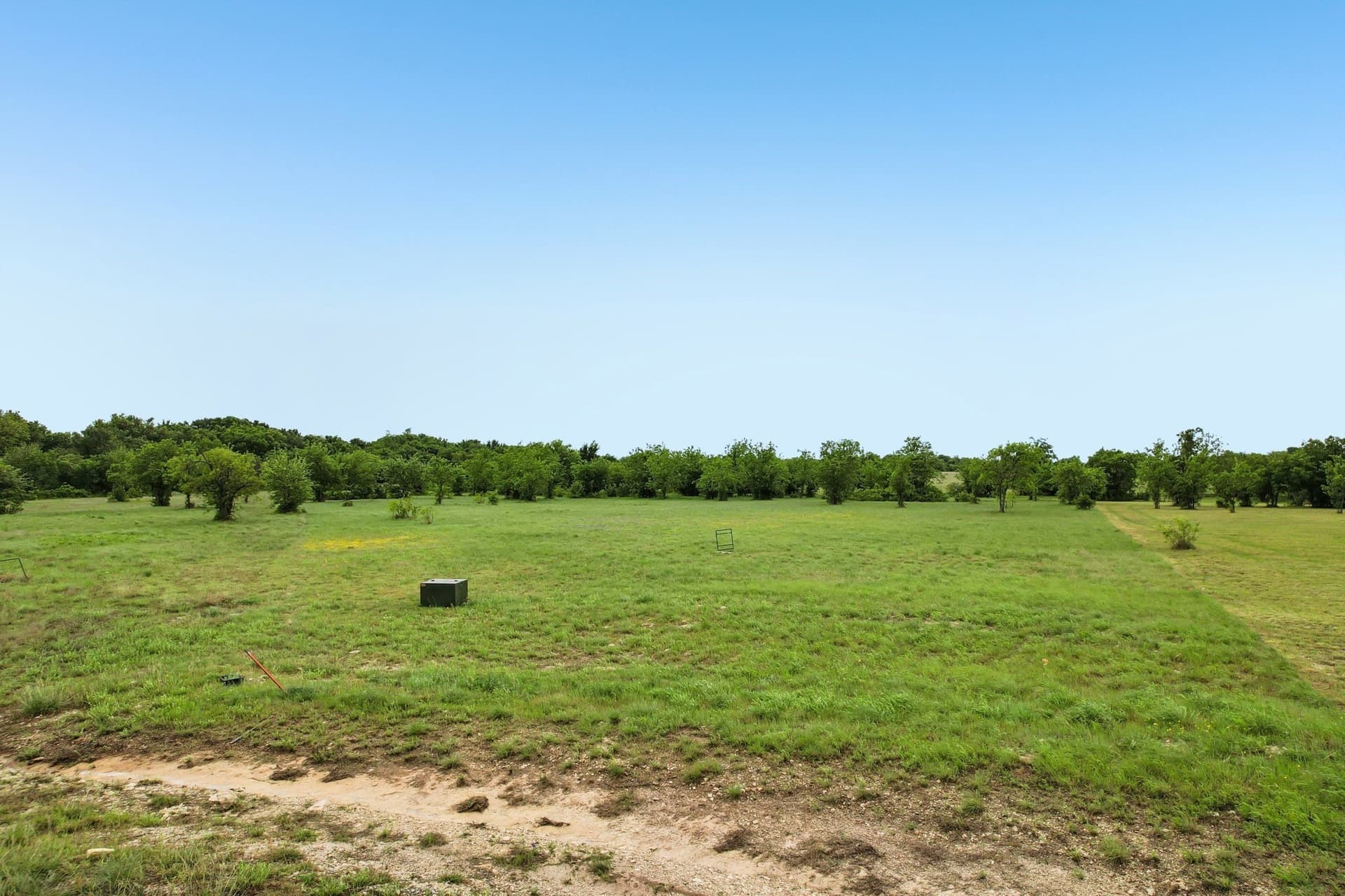 2.27 acres in Hill County gallery image 3