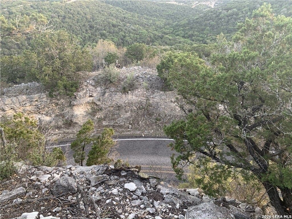 28.62 acres in Real County - photo 18