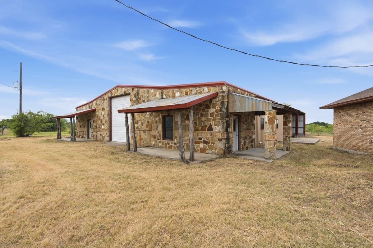 11.6 acres in Hill County - photo 21