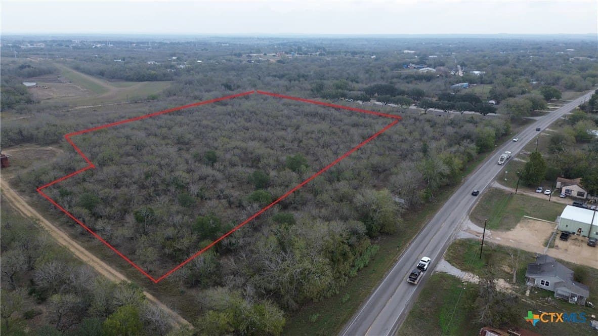 8.99 acres in Caldwell County - photo 3