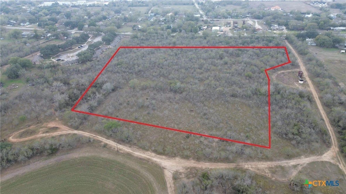 8.99 acres in Caldwell County - photo 4