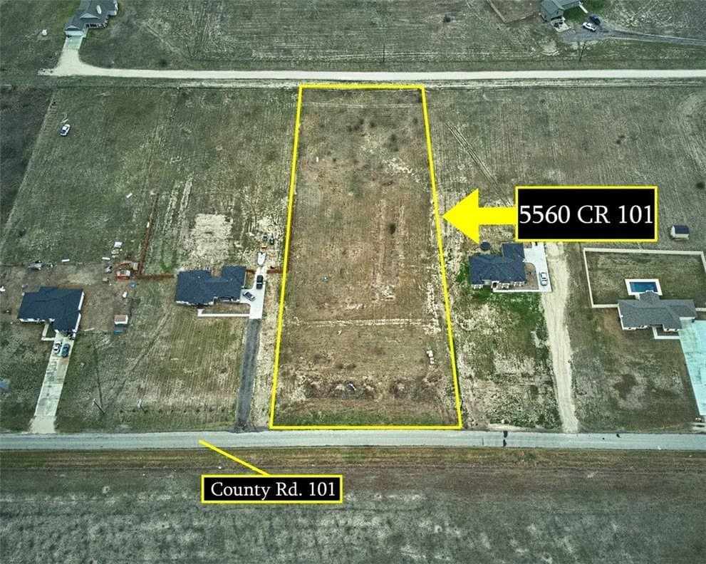 2 acres in Nueces County