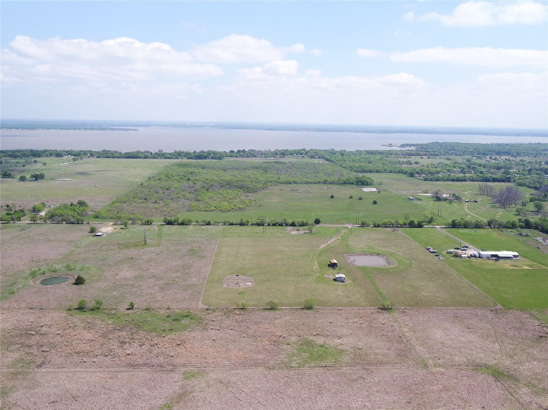 10.95 acres in Kaufman County gallery image 4